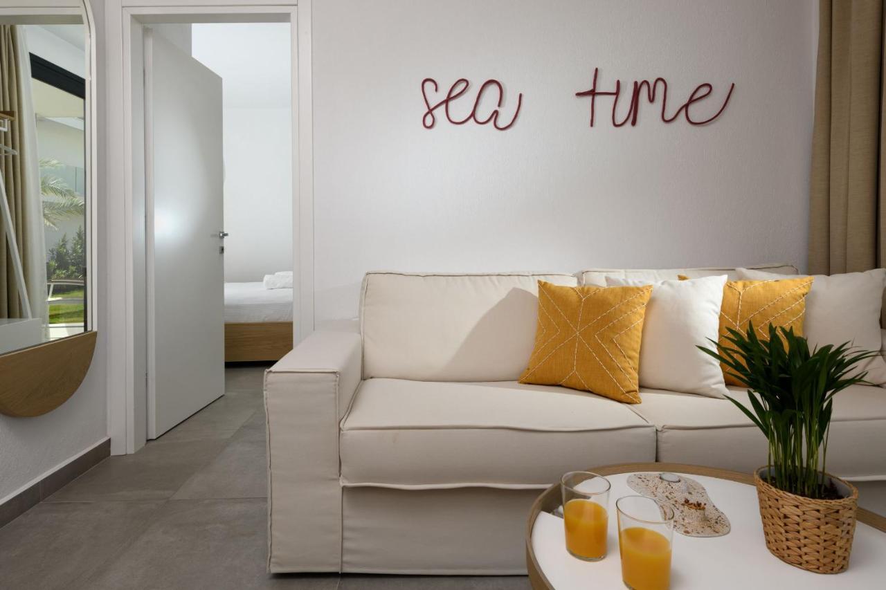 Nisea Beach Apartments 프리노스 외부 사진